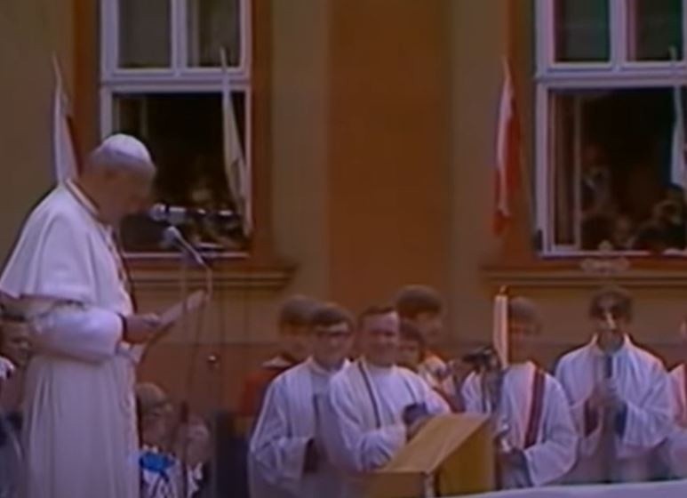 Pierwsza pielgrzymka Jana Pawła II do Polski. 1979 rok -...