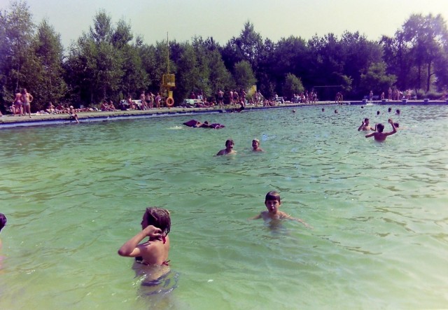 Zapomniany basen w Sosnowcu w parku Leśna: w latach 80 XX wieku tysiące mieszkańców spędzało tam lato!