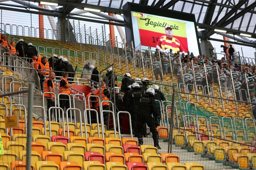 Kibice na meczu Jagiellonia - Lechia