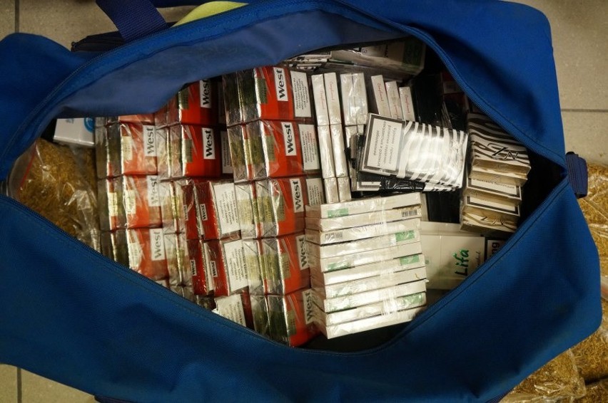 Bytom: Policjanci przejęli 5 tys. sztuk papierosów oraz 10 kilogramów tytoniu bez akcyzy