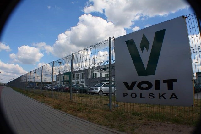 Voit wybuduje niebawem kolejną halę i zatrudni nowych ludziVoit zamierza postawić niedługo całkiem nową halę produkcyjną o powierzchni ponad czterech tysięcy metrów kwadratowych