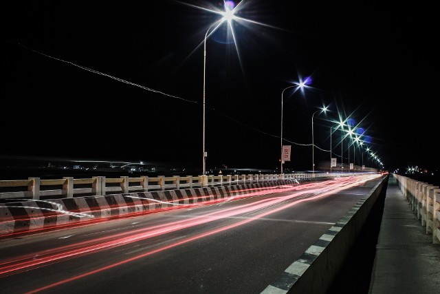 Łomża otrzymała 2 mln zł na wymianę nieefektywnego energetycznie oświetlenia ulicznego.