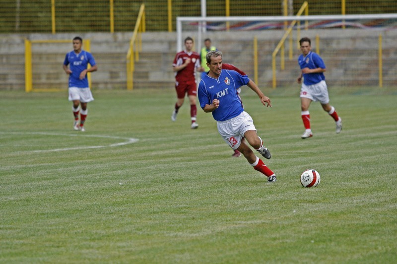 W meczu sparingowym rozegranym na stadionie przy ulicy...