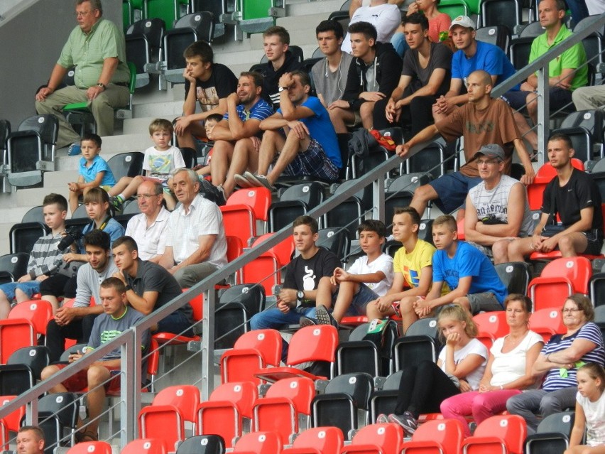 4. liga: Kibice na meczu GKS II Tychy - Granica Ruptawa...