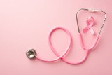 Nauczą, jak badać piersi, zrobią mammografię. NFZ zaprasza do Eko Centrum Giełda na Andersa w Białymstoku