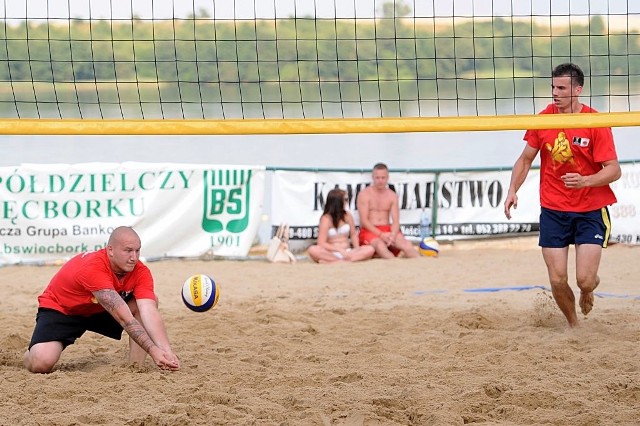 Nakielsko-bydgoska para Łukasz Blamowski i Rafał Szopiński triumfowali w pierwszym turnieju Grand Prix Powiatu Sępoleńskiego.