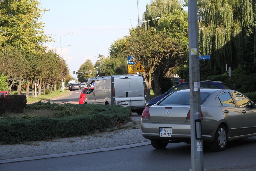 Remont drogi sparaliżował Tarnobrzeg. Zobacz zdjęcia