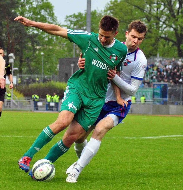 Marcin Orłowski (w zielonej koszulce) napastnik Radomiaka Radom.