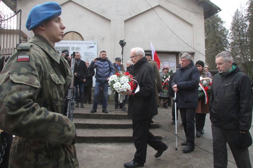 W Kielcach uczczono pamięć Polaków wywiezionych do rosyjskich łagrów (WIDEO, zdjęcia)