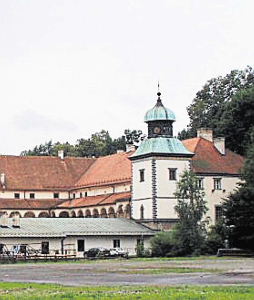 Zamek Suski - renesansowa magnacka rezydencja w Suchej...