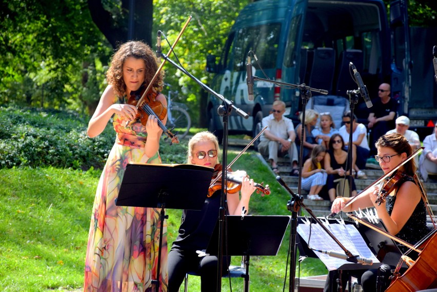 Sławomira Wilga i Apertus Quartet na Śniadaniu na Trawie w Skierniewicach [ZDJĘCIA, FILM]