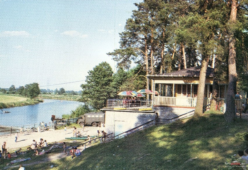 Lata 1974-1976, Kozienice. "Ośrodek sportów wodnych."...