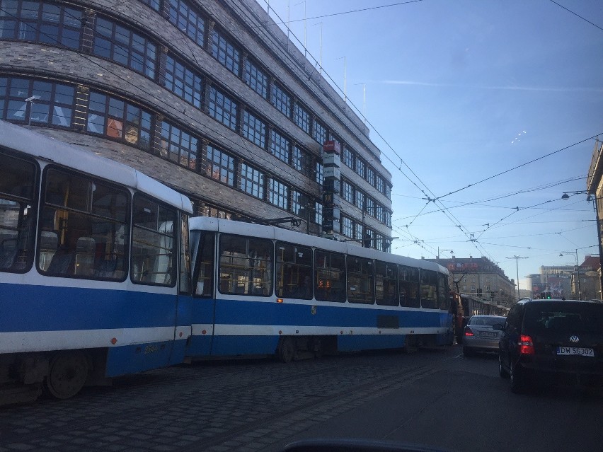 Zderzenie tramwajów na Świdnickiej