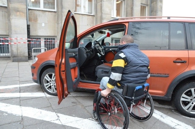 Miejsca postojowe dla osób niepełnosprawnych mają pojawić się na drodze pomiędzy każdym skrzyżowaniem w centrum miasta.