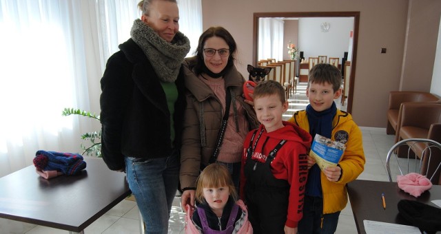 Rejestracja uchodźców z Ukrainy w systemie PESEL w Urzędzie Gminy Włoszczowa.
