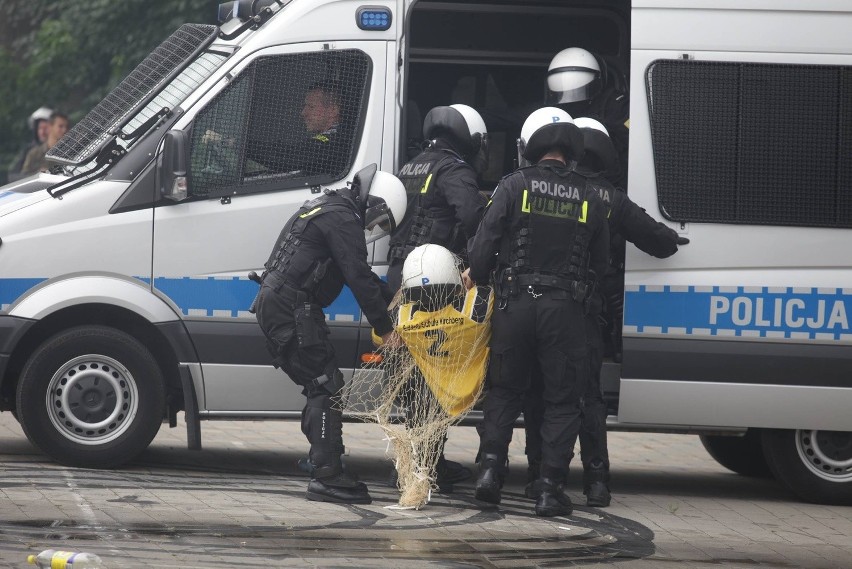 Święto Policji w Katowicach: Pokaz prewencji - tak policja...