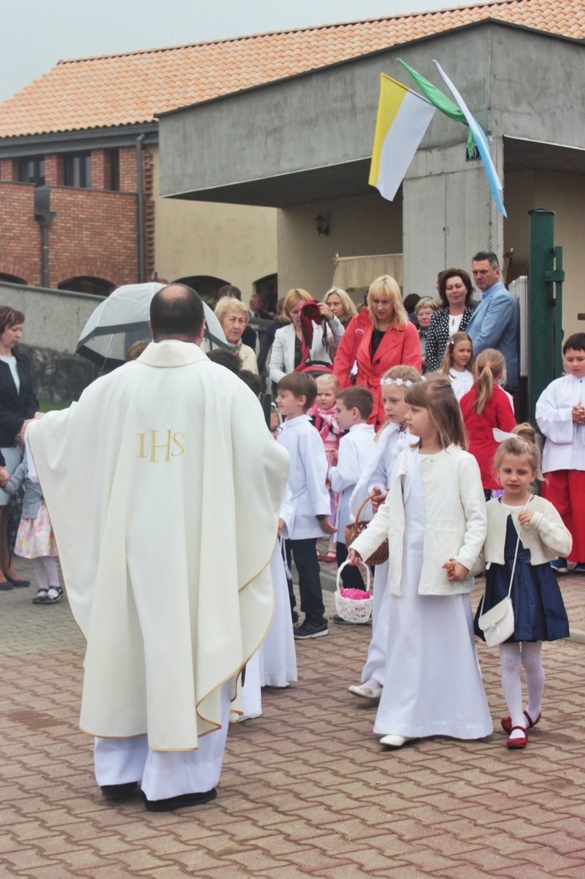 Boże Ciało 2016 w Tychach, w parafii św. o. Pio