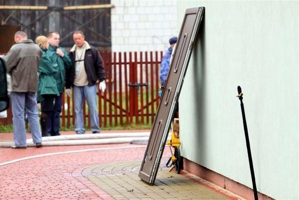 W piątek na posesji pracowali śledczy.