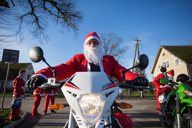 Mikołaje na motocyklach w Krępie Słupskiej.