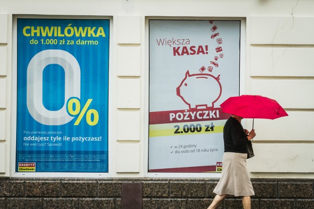 14.07.2016 bydgoszcz baner reklama kredyt bank.  fot: tomasz czachorowski/polska press