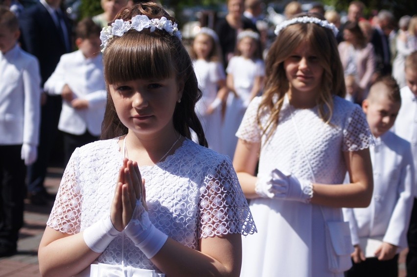 Pierwsza Komunia Św. w parafii NMP Królowej Polski w...