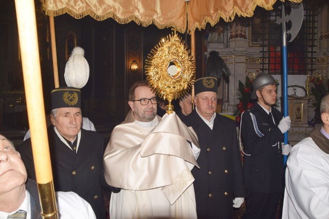 Rezurekcja w parafii pw. św. Ap Piotra i Pawła w Kamieńsku