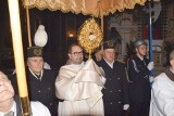 Wielkanoc 2023 w Kamieńsku. Rezurekcja w parafii pw. św. Ap Piotra i Pawła w Kamieńsku. ZDJĘCIA