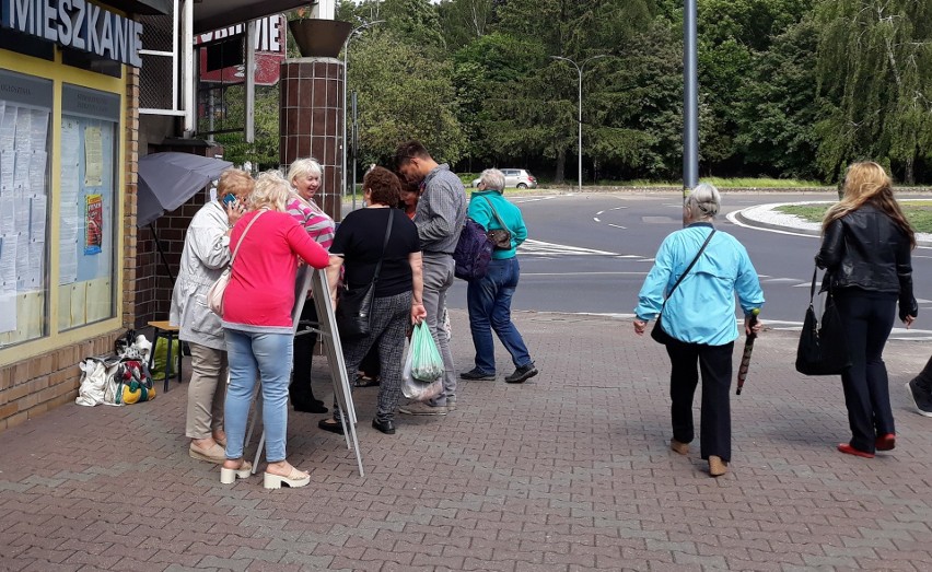 Akcja zbierania podpisów na Trzaskowskiego dotarła do Stargardu 