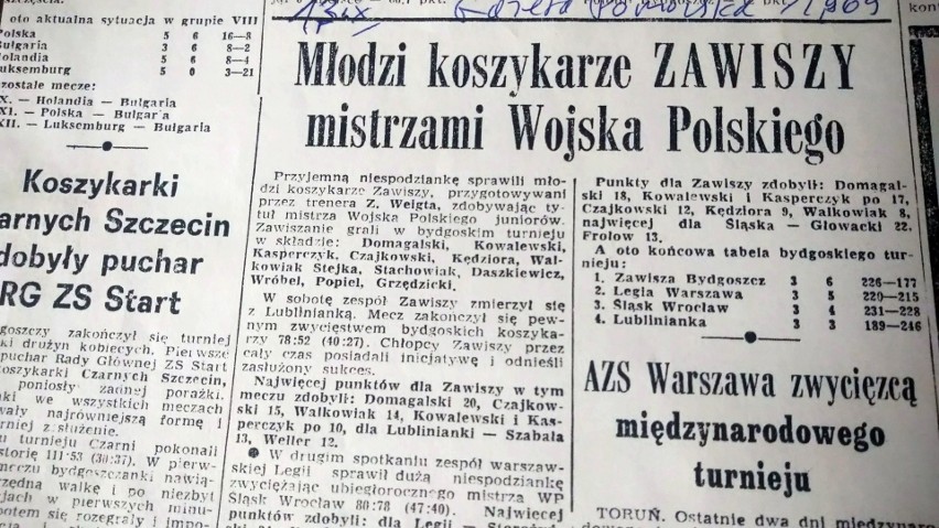 Dieta z jabłek i śliwek, w nagrodę żelazko i kolorowy wazon, czyli 50 lat minęło 