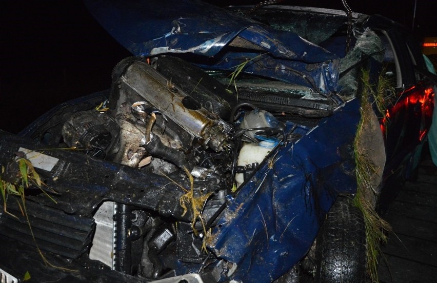 Tragedia w Steklinku pod Toruniem. 25-latka prowadziła auto po alkoholu i narkotykach. Zginął jej 2-letni syn
