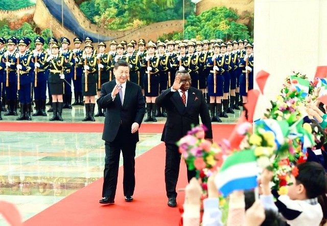 Chiny utrzymują ożywione kontakty polityczne z Afryką. Pod koniec lutego wizytę w Pekinie złożył prezydent Sierra Leone