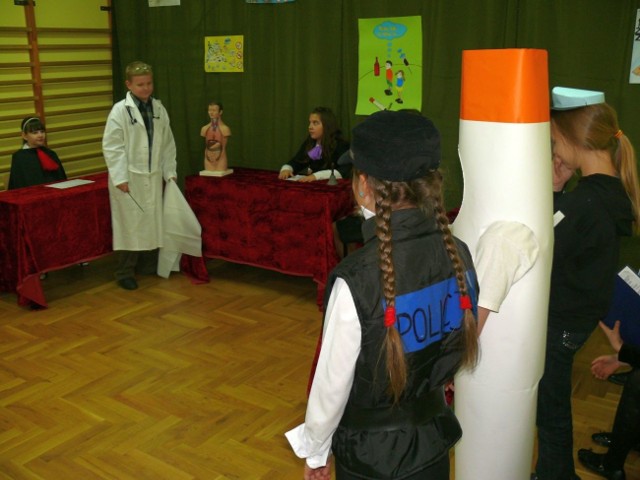 Sąd nad papierosem, w sprawie palenia wypowiada się nawet biegły lekarz.