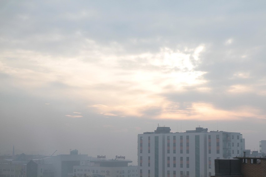 Kraków. Smog nad Prądnikiem Czerwonym [ZDJĘCIA]