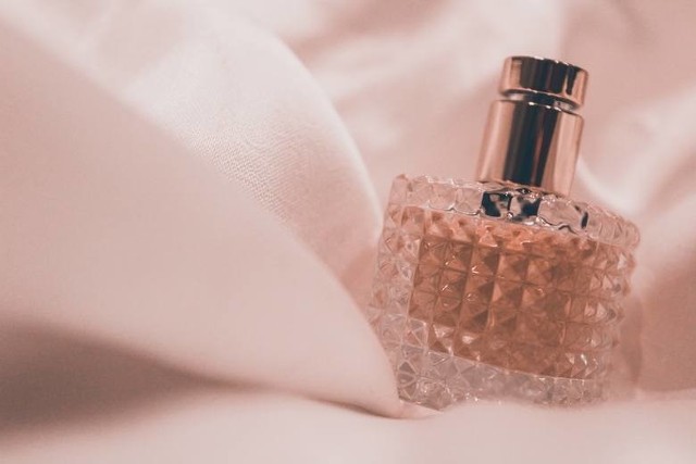 Ukradzione perfumy warte były ponad 1600 zł