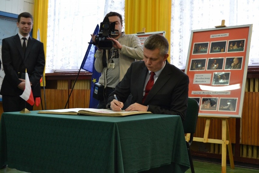 Minister obrony narodowej w Zabrzu. Tomasz Siemoniak o patriotyzmie i Pileckim [ZDJĘCIA]