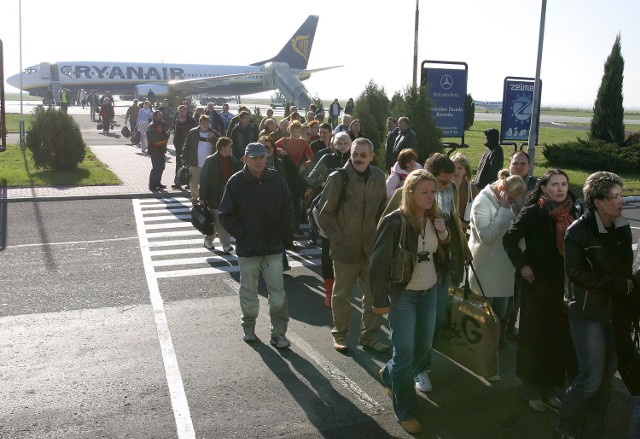 Lotnisko w Jasionce obsługuje równiez połączenia międzynarodowe.
