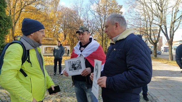 Akcja solidarnościowa z osobami uwięzionymi przez reżim Łukaszenki odbywa się w Białymstoku co miesiąc