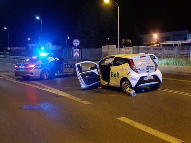 Na Młodzianowskiej w Radomiu, w wypadku zderzyły się dwa samochody.