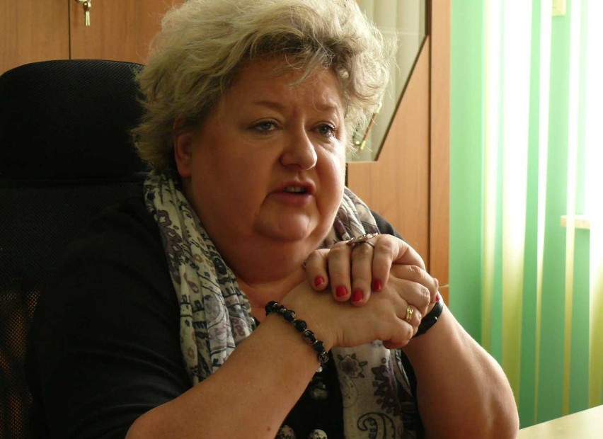 Rektor dr Ewa Kosak zapewnia, że szkole nie grozi upadłość.