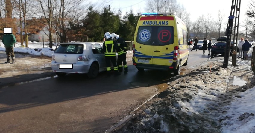 Pijany kierowca spowodował kolizję w Kuleszewie. Uszkodzone 3 pojazdy (zdjęcia)