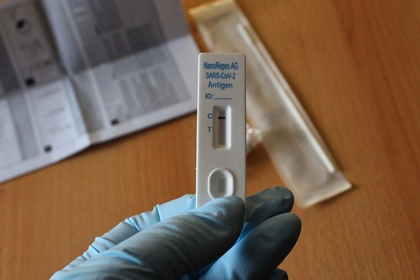 Darmowe testy antygenowe na COVID-19 w aptekach. Tak, ale...
