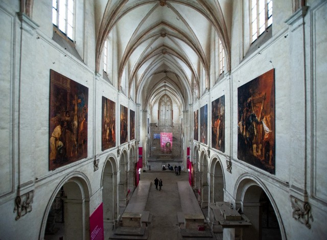 Obrazy Michaela Willmanna można podziwiać w dawnym kościele klasztornym cystersów pw. Wniebowzięcia NMP w Lubiążu.