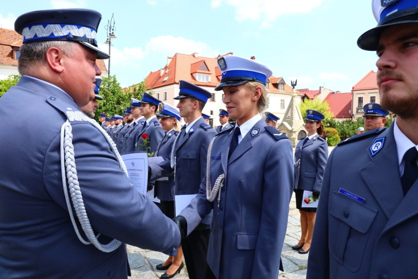 Dzięki kobietom, które wstępują w jej szeregi myślenicka policja ma coraz piękniejsze oblicze 