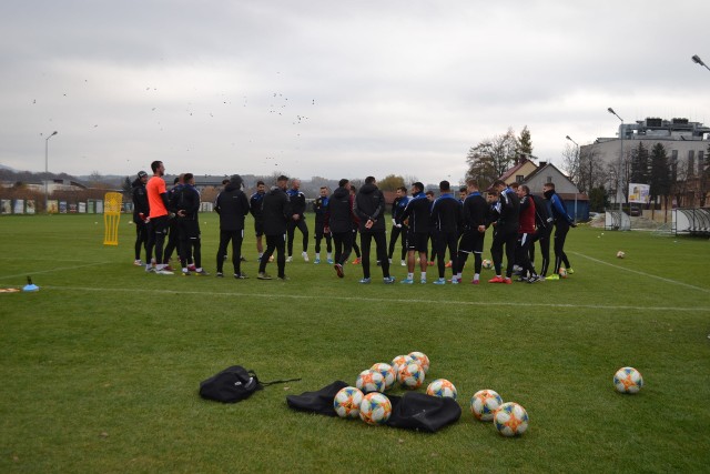 Sandecja Nowy Sącz notuje obecnie passę sześciu meczów bez porażki