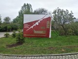 W Ostrowie stanie monument poświęcony alianckim lotnikom