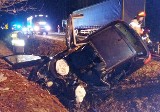Fatalny wypadek na DK 11 w Lublińcu. Zderzenie dwóch samochodów. Są poszkodowani