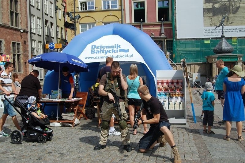 Letnia Redakcja "Dziennika Bałtyckiego". Militarny klimat z powstaniem w tle [ZDJĘCIA]