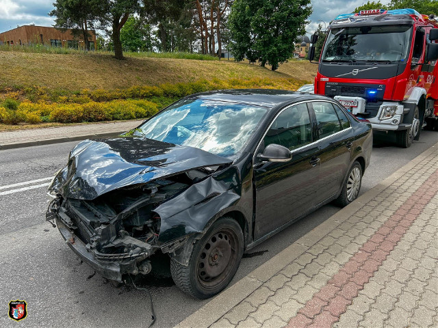 Wypadek w Siemiatyczach. Kierowca chevroleta wymusił pierwszeństwo na volkswagenie. Trzy osoby zostały ranne