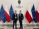 Mateusz i Jakub Pawłowscy z Brodnicy uczestniczyli w posiedzeniu Parlamentu Młodych Rzeczypospolitej Polskiej. Zobaczcie zdjęcia