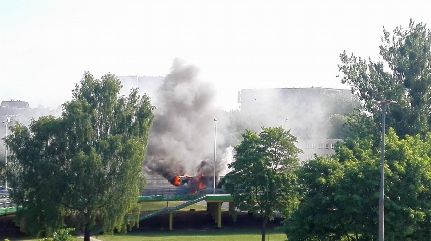 Pożar autobusu linii nr 5 Białostockiej Komunikacji...